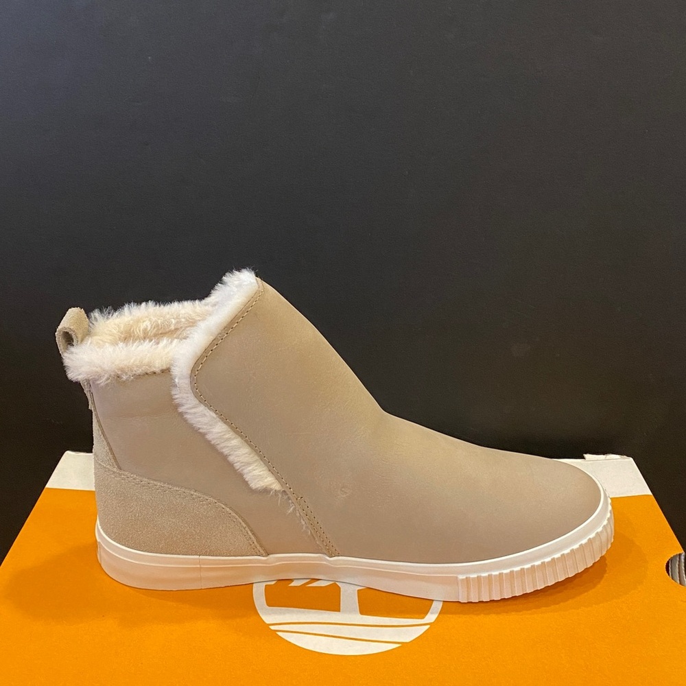 Timberland Women's Light Beige Shearling-Lined Ankle Boots - Picture 6 of 11